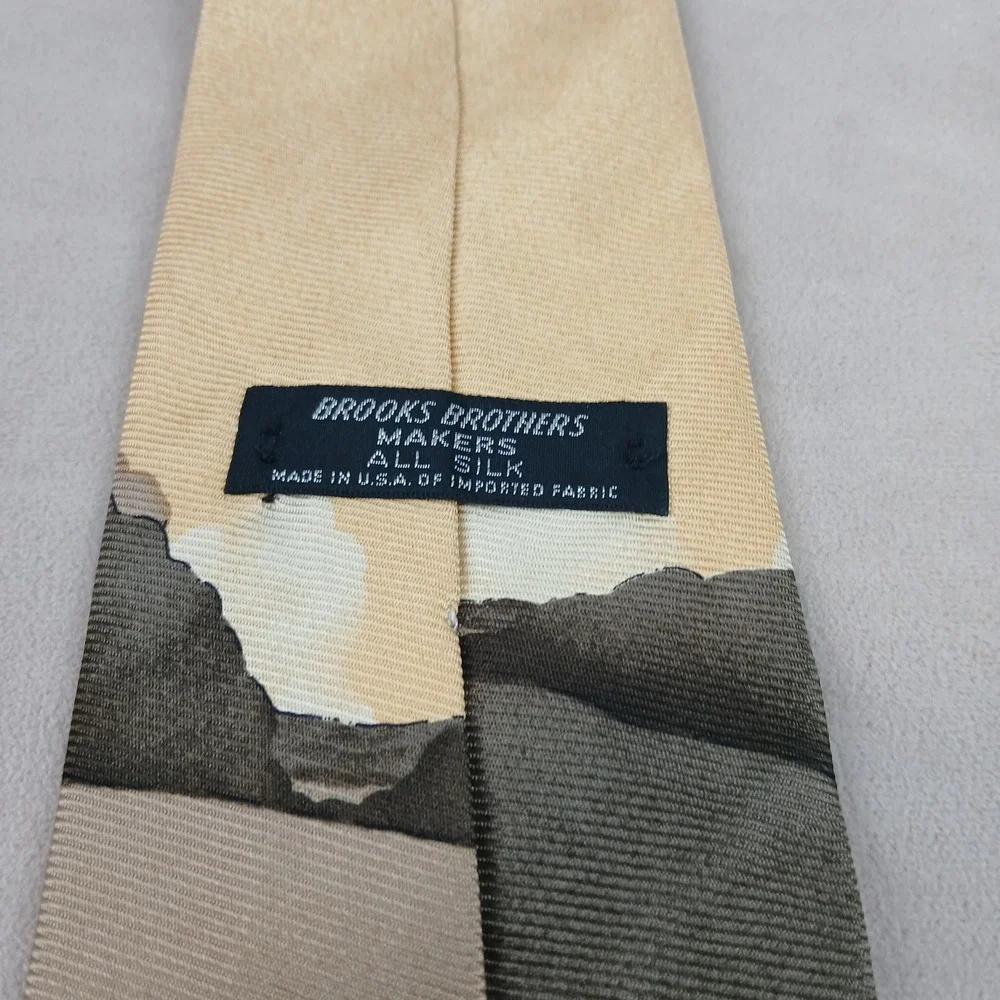 Brooks Brothers Makers 3.75x59 Mens Silk Tie‎ Golf